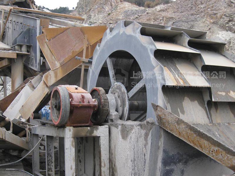 <b>50t/h河卵石轮斗式洗砂机 价格不贵清洗干净</b>